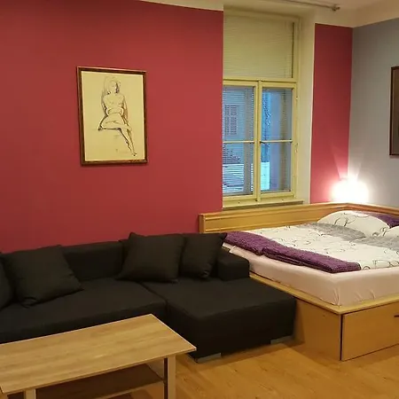 Lägenhet Hugo Prag